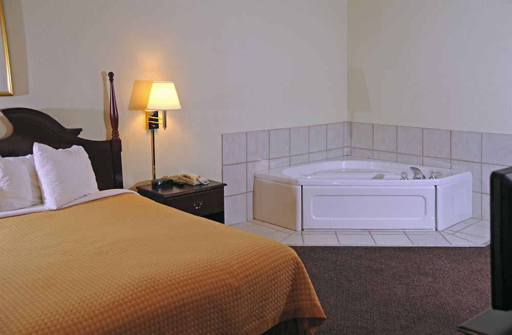 Best Western Carowinds Fort Mill Oda fotoğraf